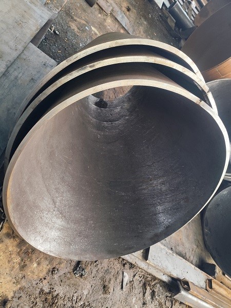 Lốc ống côn