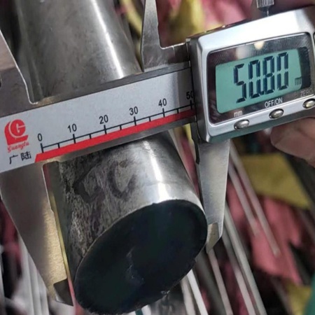 Thép tròn đặc phi 50, láp tròn phi 50, thép thanh tròn D50